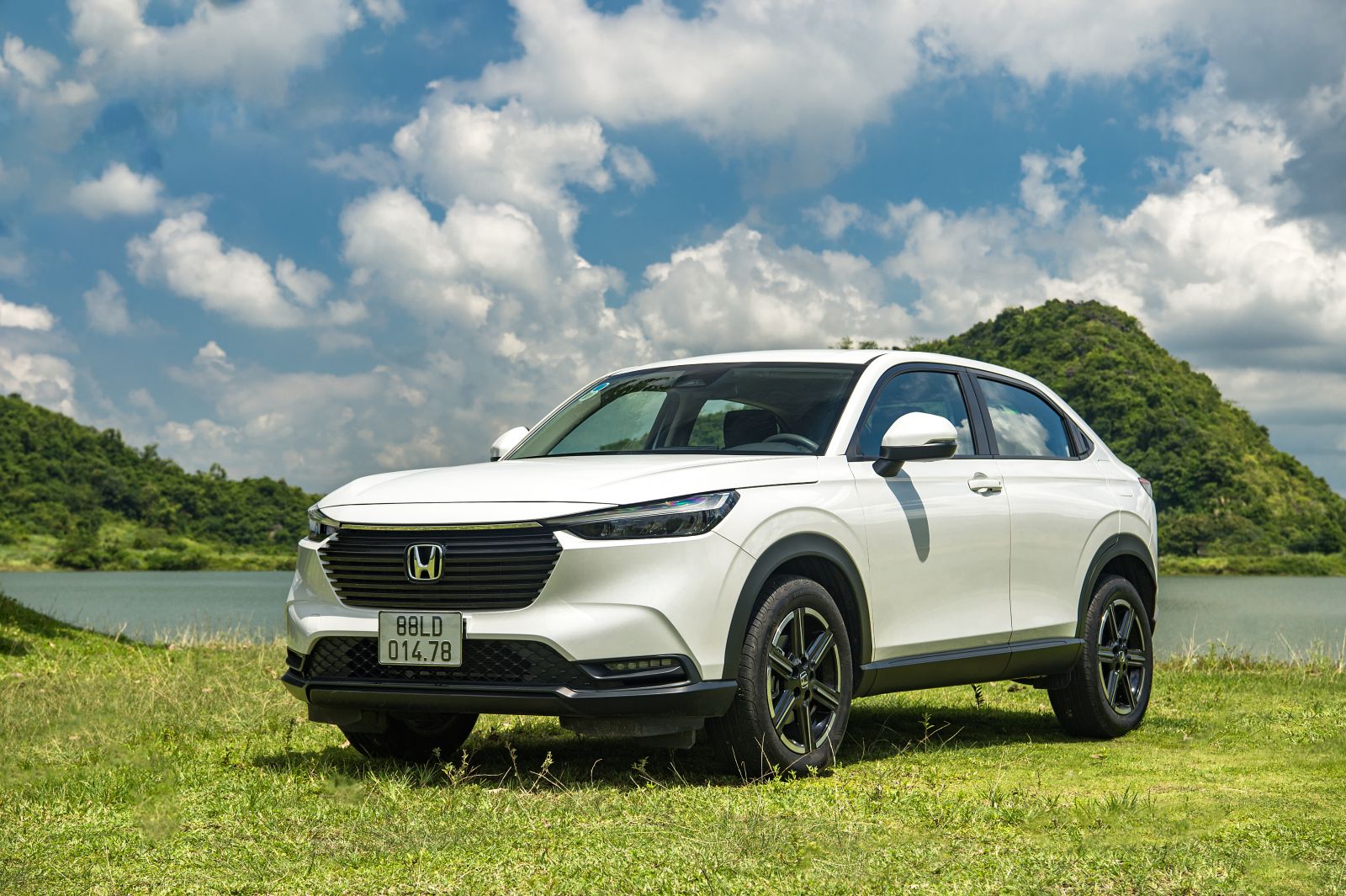 Honda HR-V [G] – Trang bị ngập tràn, giá bán cạnh tranh